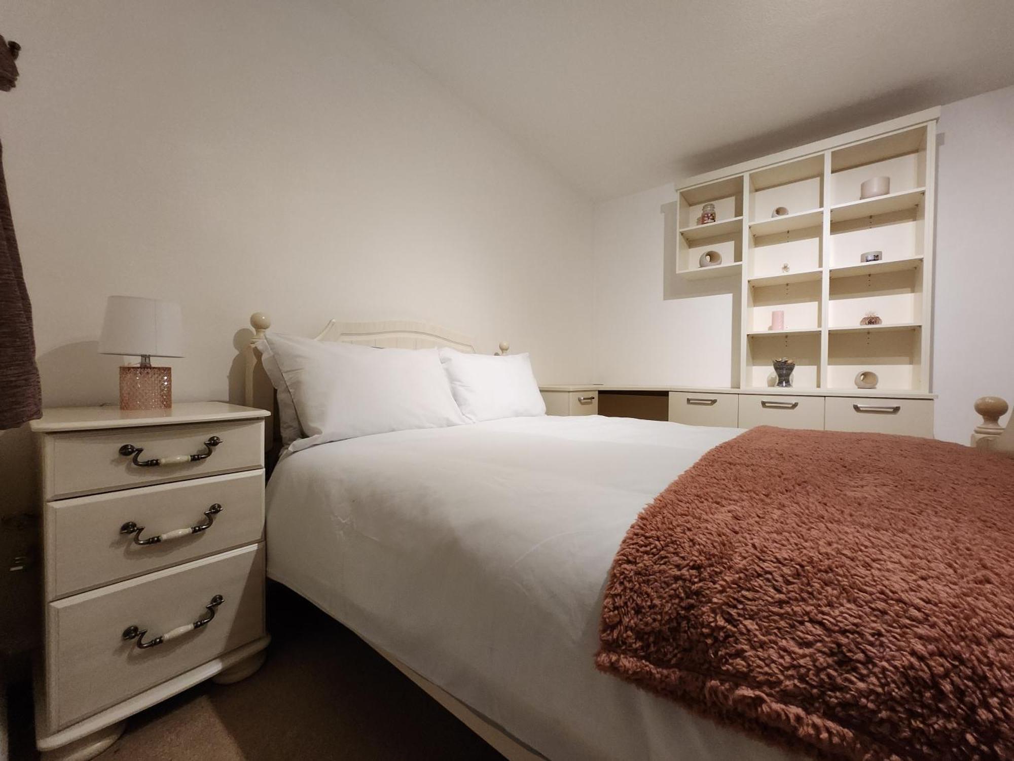 Elmdon House With 4 Spacious Bedrooms To Choose Birmingham Kültér fotó